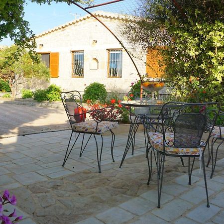 Stonehouse Olivelia - Afrathias Beach Tympaki Exterior photo