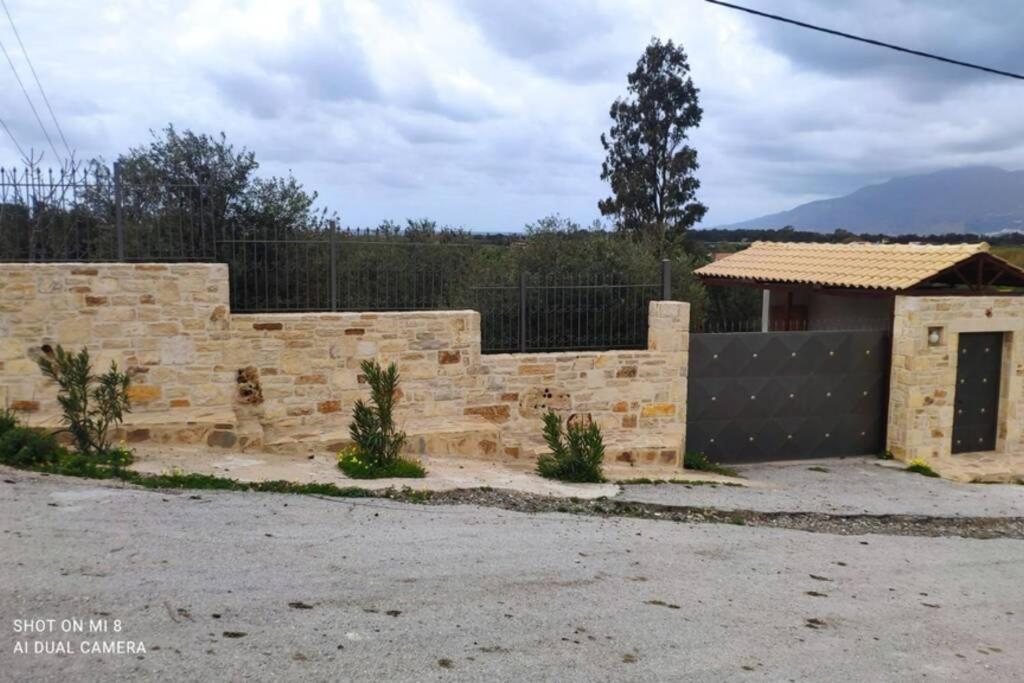 Stonehouse Olivelia - Afrathias Beach Tympaki Exterior photo
