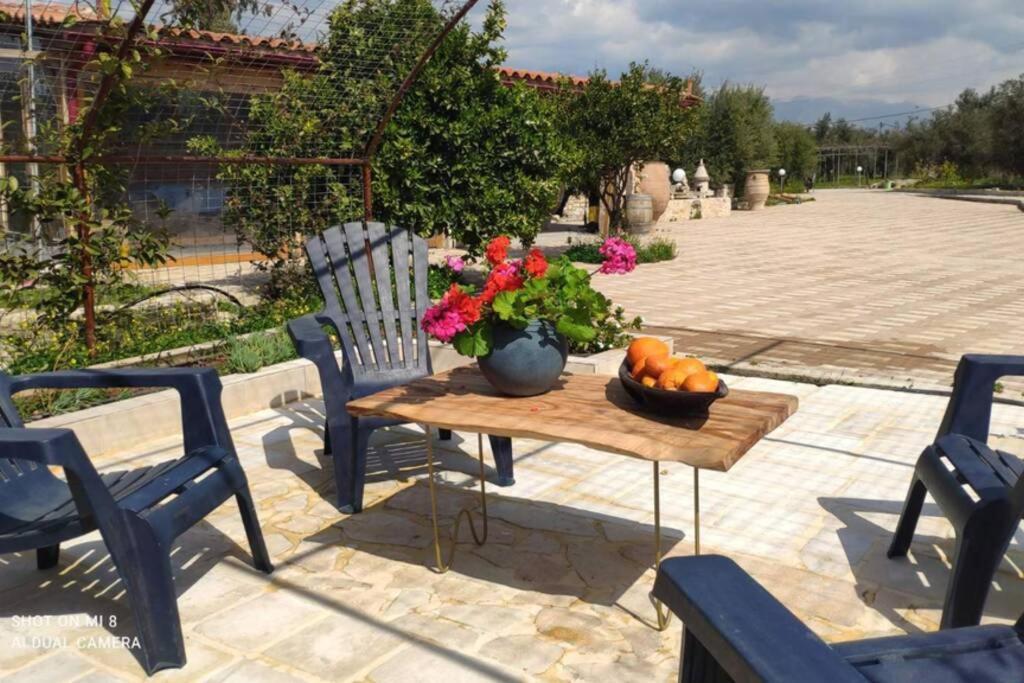 Stonehouse Olivelia - Afrathias Beach Tympaki Exterior photo